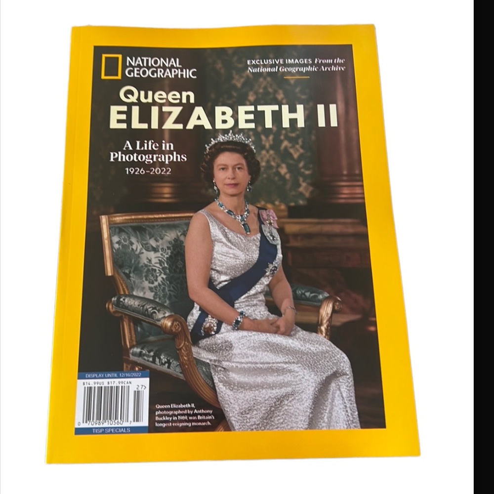 NATIONAL GEOGRAPHIC MAGAZINE - QUEEN ELIZABETH II A LIFE IN PHOTOGRAPHS 2022 NEW